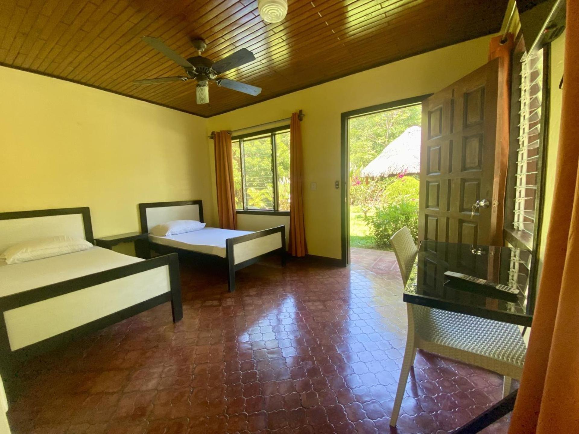 La Purruja Lodge โกลฟิโต ภายนอก รูปภาพ